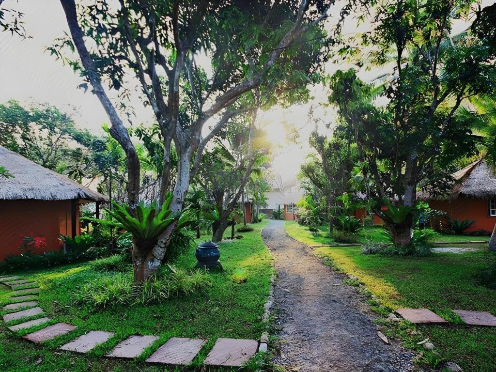 Natural Park Resort De Wang Thong Phitsanulok Exterior foto