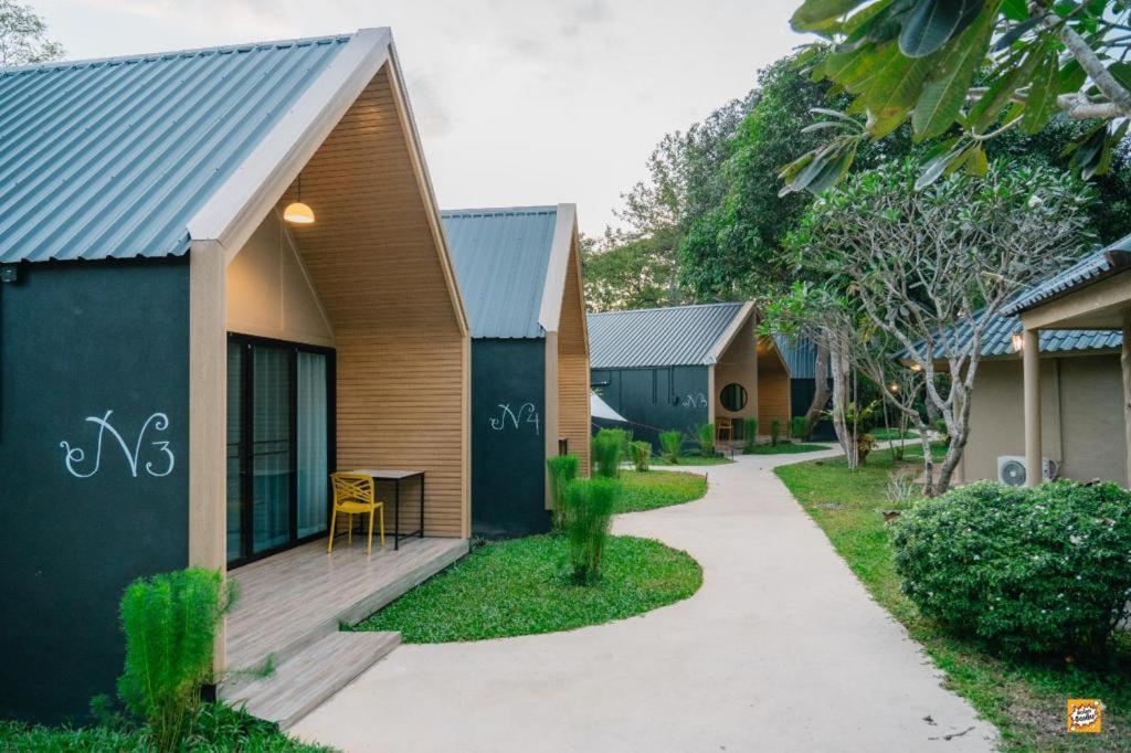 Natural Park Resort De Wang Thong Phitsanulok Exterior foto